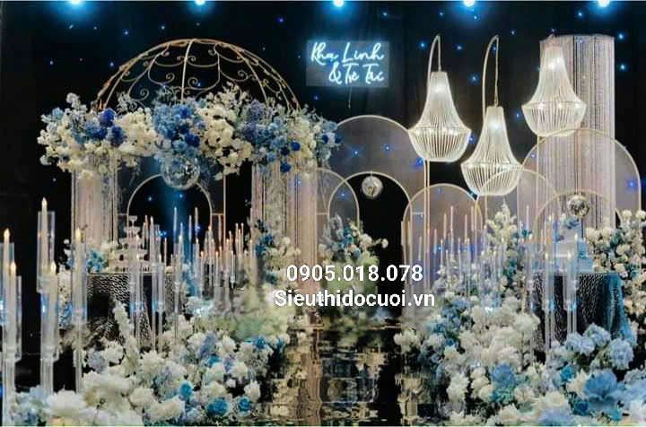 Đèn dẫn lối đám cưới mica đế ngang 8 cây 