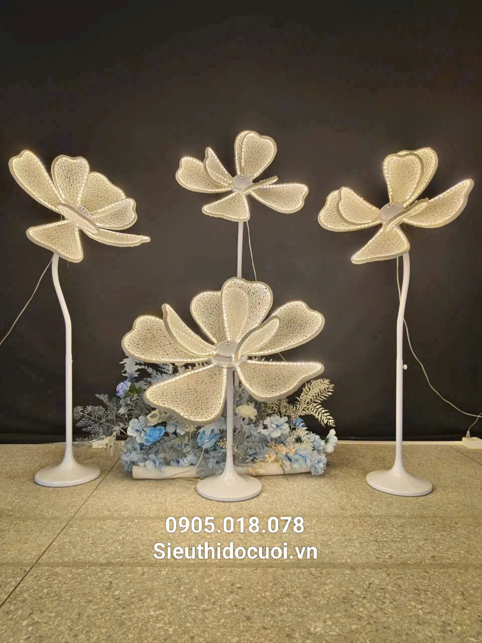 Đèn dẫn lối đám cưới hoa led đại