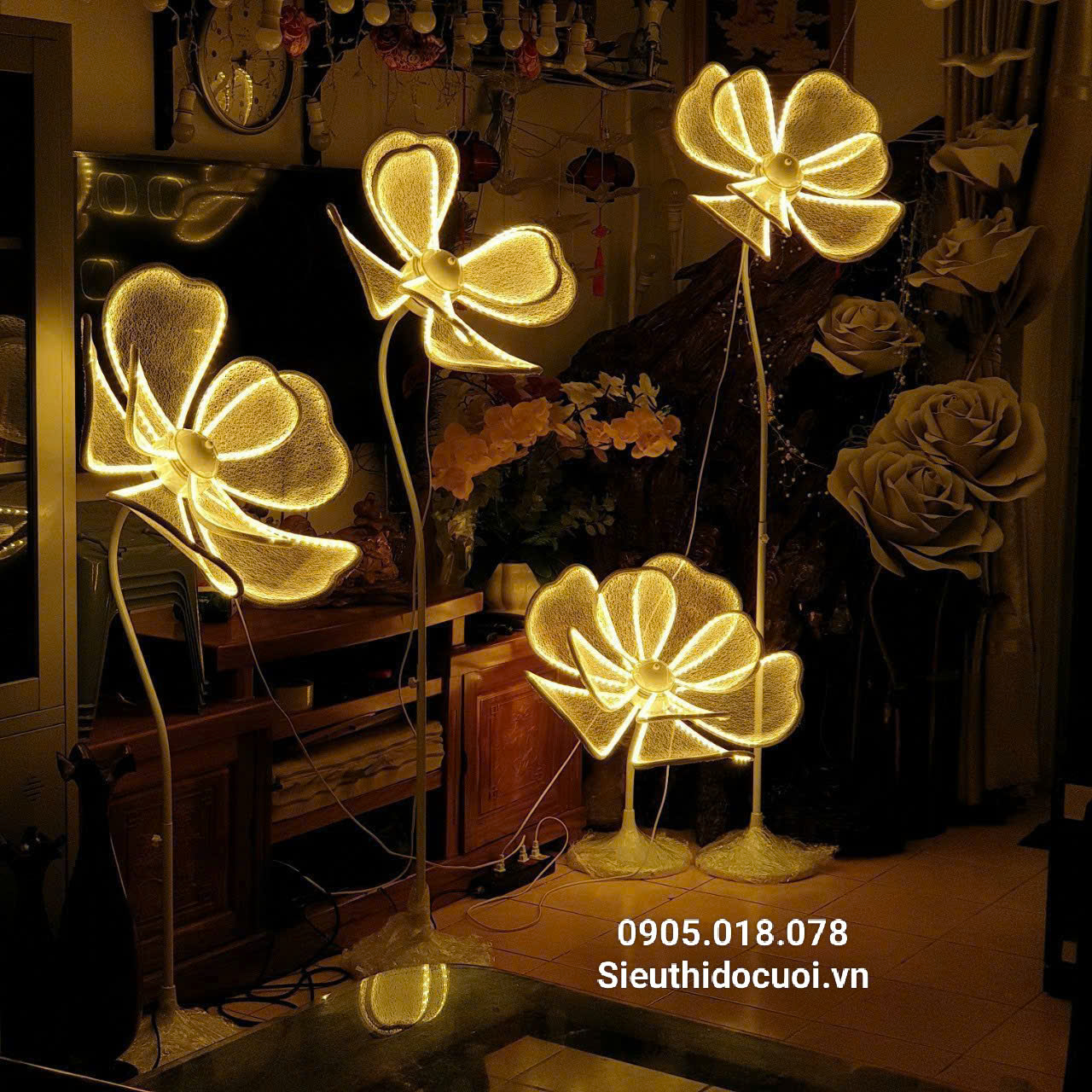 Đèn dẫn lối đám cưới hoa led đại