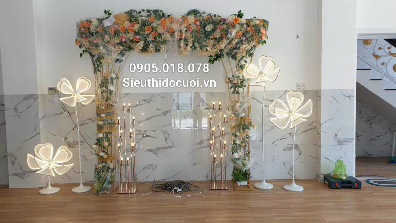 Đèn dẫn lối đám cưới chụp meka