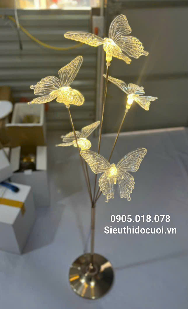 Đèn dẫn lối đám cưới bướm led 