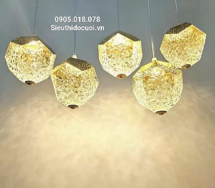 Đèn trang trí đám cưới thả led dâu tây 