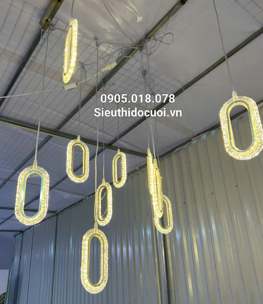 Thả đèn led oval trang trí đám cưới